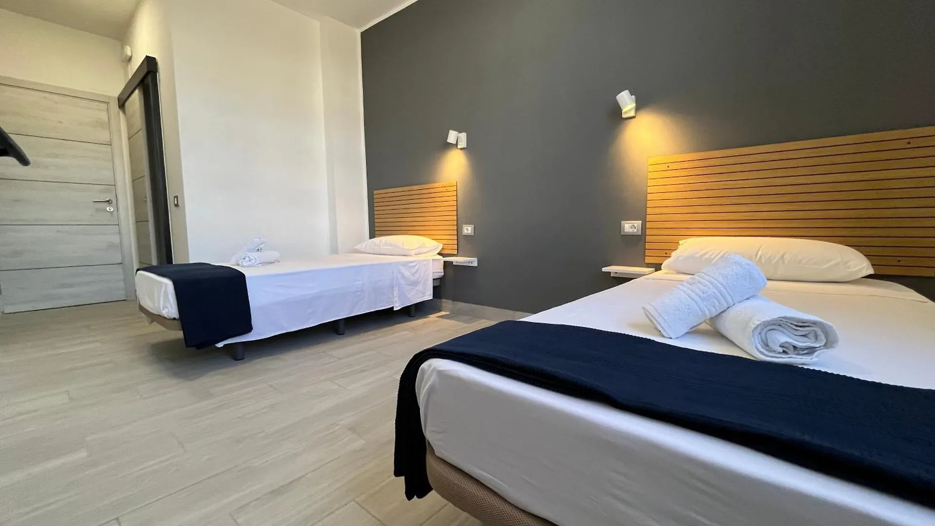 Hotel Pension Cassandra Buzanada