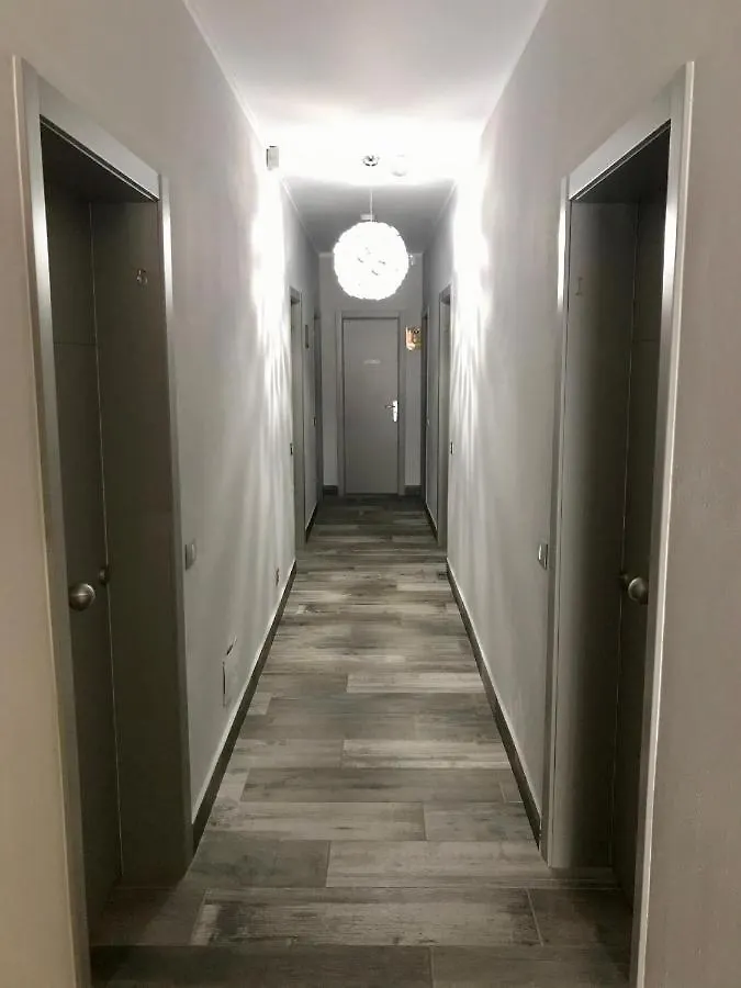 Buzanada Hotel Pension Cassandra ספרד