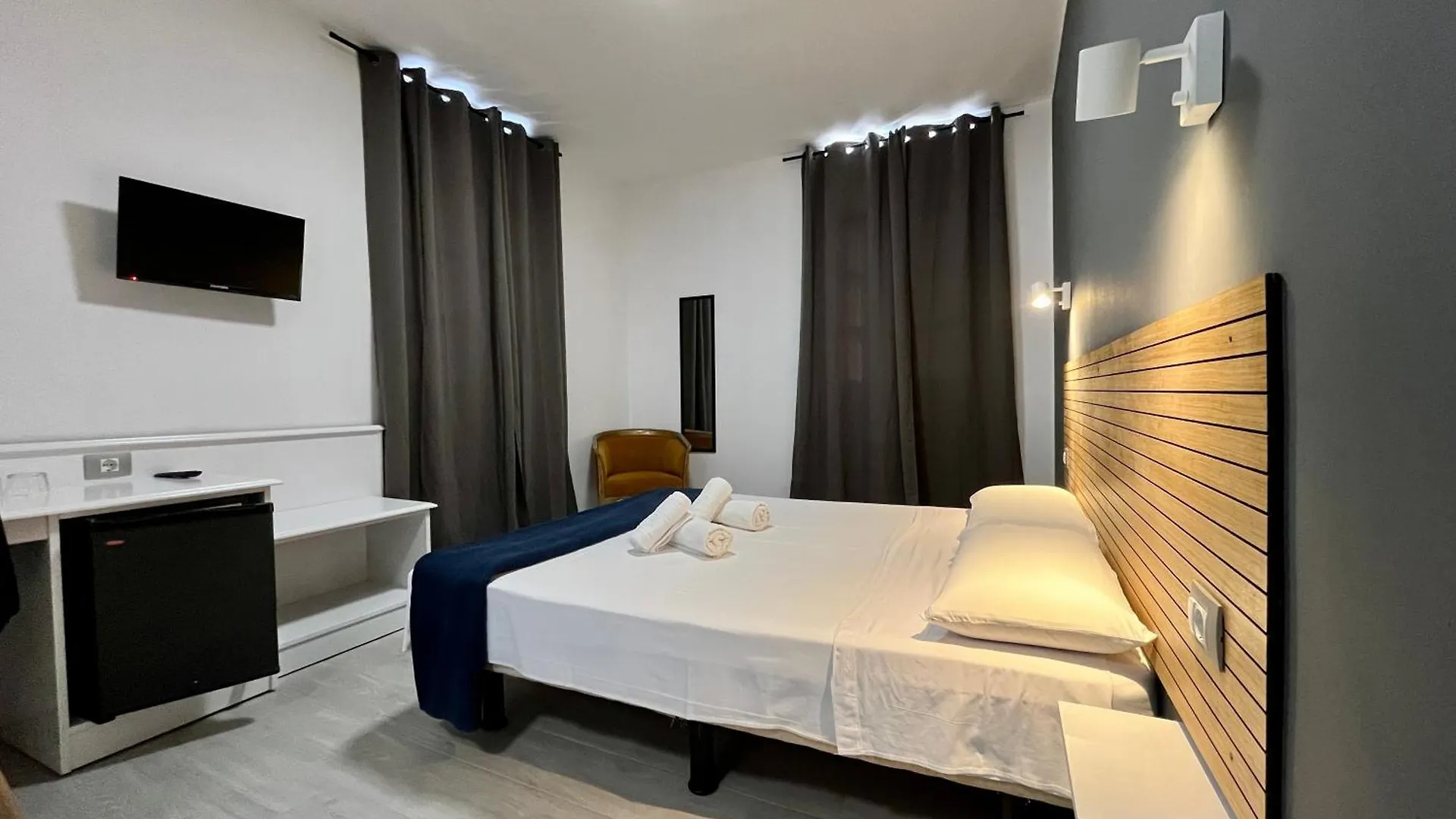 Hotel Pension Cassandra Buzanada